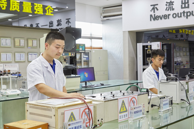 东莞制造业如何做品牌？？？？？？这家工业企业签下甄子丹任代言人