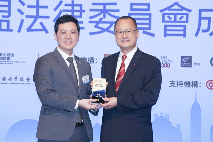巅峰国际电缆总经理杨彦先生荣膺 “粤港澳大湾区杰出青年企业家”殊荣！